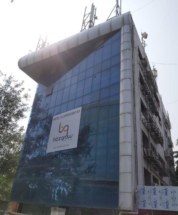 Fluorescent By Bizzgrow Hotels International Airport - Formerly Known As Byaris International Mumbai Exteriör bild